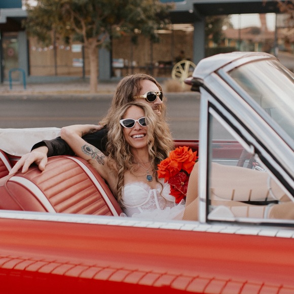 Posher Amanda - Picture 3 of 16